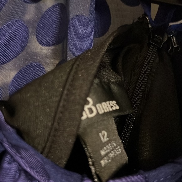 AGB short sleeve dress for women. Size 12 - Picture 4 of 8